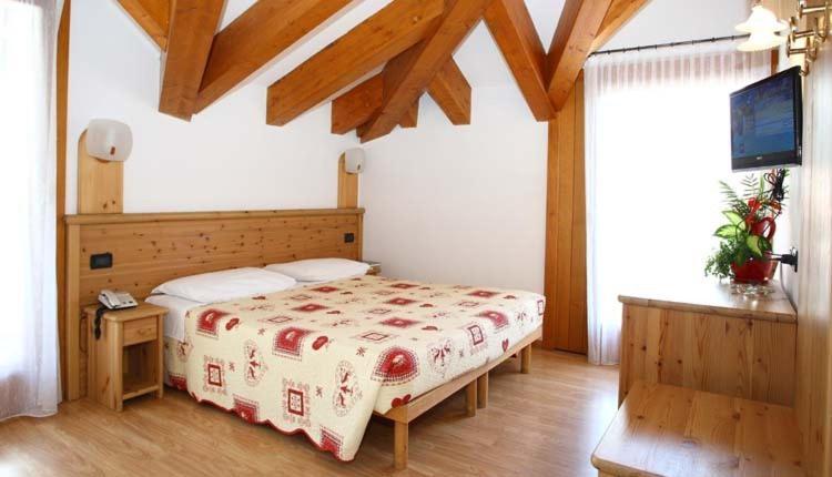 Hotel K2 3*